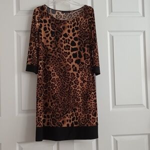 Tiana B. Women's Cheetah Print 3/4 Sleeve Dress. Size: Medium